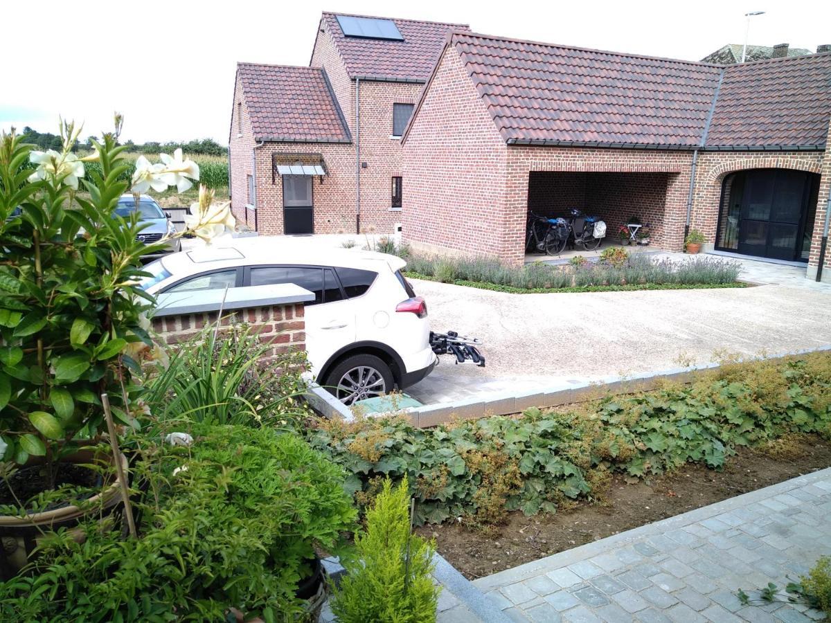 Vakantiewoning Mierzicht Met Prive Wellness Haspengouw Boekhout Exterior foto